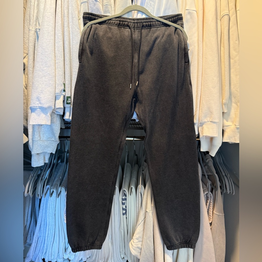 Alo Distressed Sweatpants